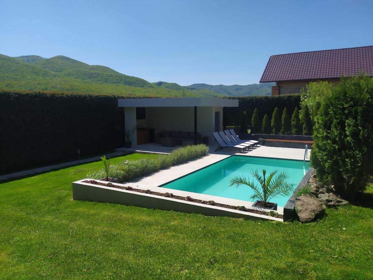 Vila Gosen Sard Exterior foto