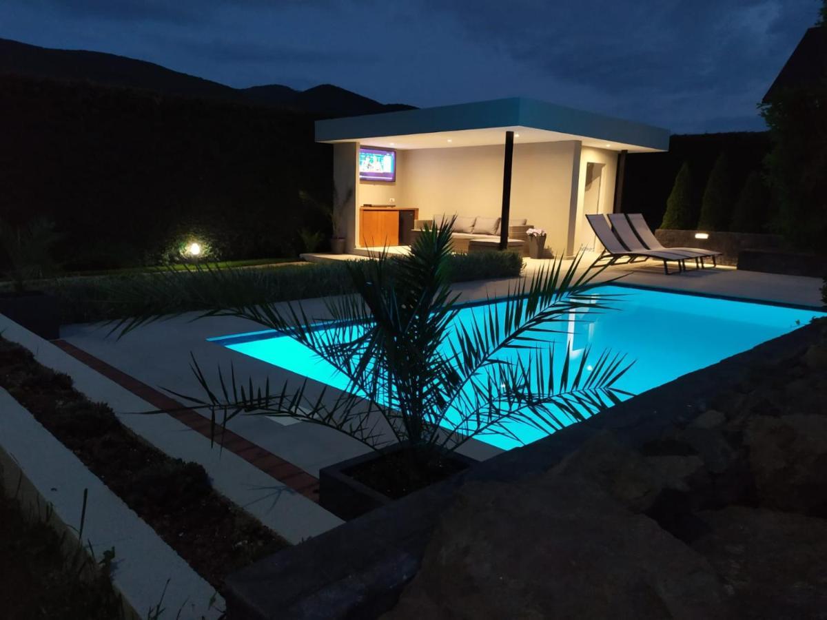 Vila Gosen Sard Exterior foto